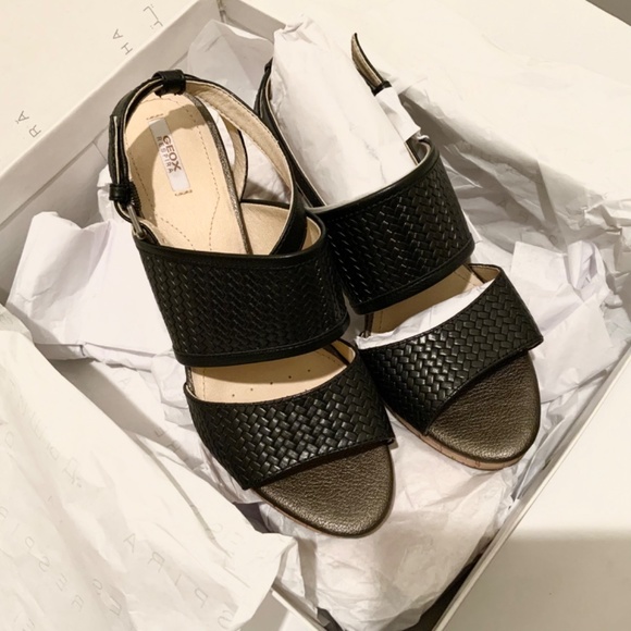 Geox Mauvelle Black Leather ankle strap block heel sandal platform dress shoes 8 - Picture 10 of 12